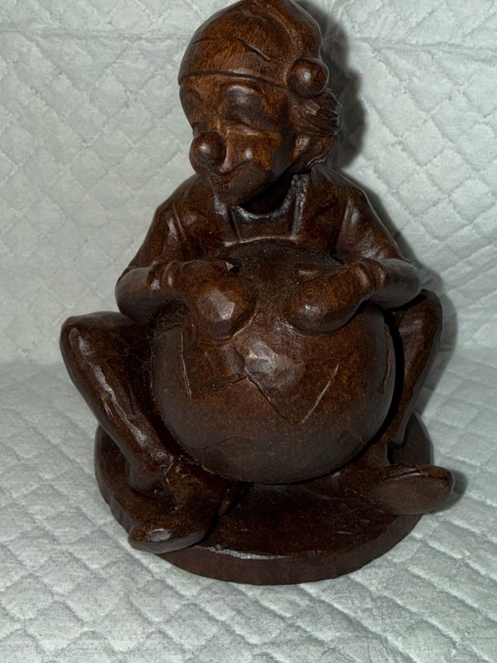 Red Mill MFG Handcrafted USA, 4” Sitting Circus Clown with Ball